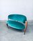 Postmodernes schwebendes italienisches Freiform Sofa mit skulpturalem Fuß aus Kupfer 11