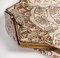 Clutch de noche con seda, cuentas de vidrio e hilos de oro bordados de Harrods, Imagen 9