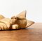 Figurine Lionne Dormante Vintage en Bois 10