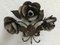 Crochet de Charme Rose Fait Main Bouquet de Métal 1