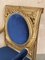 Butacas estilo Luis XVI de madera dorada con terciopelo Klein azul. Juego de 2, Imagen 7