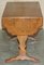 Mesa de centro extensible vintage de madera nudosa de nogal de Bevan Funnell, Imagen 9