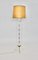Lámpara de pie Mid-Century de metal dorado blanco, años 50, Imagen 5