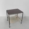 Table Basse Vintage sur Roulettes avec Portemanteau 1