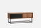 Credenza bassa Virka in noce di Ropke Design e Moaak, Immagine 2