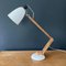 Lámpara de escritorio Maclamp vintage de madera blanca, Imagen 1