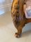 Poltrona vittoriana antica in legno di noce intagliato, Immagine 13