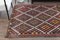 Flachgewebter türkischer Vintage Kelim Area Teppich aus Wolle 5