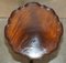 Mesa auxiliar trípode vintage de caoba tallada, Imagen 8