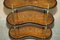 Antike 3-stufige Etagere Tische aus Messing in Nierenform, 2er Set 16