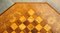 Antiker viktorianischer Schachspieltisch aus geschnitztem Nussholz & Mahagoni mit Intarsien 14