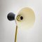 Lámpara de pie italiana de latón con contrapeso, años 60, Imagen 5