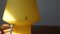 Lámpara de mesa amarilla de Vetri Murano, años 70, Imagen 3