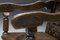Antiker englischer Armlehnstuhl aus geschnitzter Eiche 10