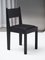 Sedia 01 in legno di frassino nero con rivestimento in pelle nera e dettagli in bronzo di barh.design, Immagine 1