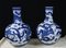 Vases Ming en Porcelaine dans des Urnes Bleues et Blanches, Set de 2 1
