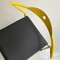 Silla italiana era espacial de cuero negro y metal amarillo, años 70, Imagen 11