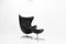 Egg chair e poggiapiedi di Arne Jacobsen per Fritz Hansen, inizio XXI secolo, set di 2, Immagine 5