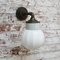 Weiße Industrielle Vintage Wandlampe aus Porzellan & Opalglas 7