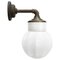 Lámpara de pared industrial vintage blanca de porcelana y vidrio opalino, Imagen 1