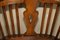 Antiker Windsor Armlehnstuhl aus Ulmenholz, 19. Jh 11