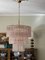 Lámpara de araña grande de cristal de Murano rosa con base de lámpara bañada en oro, Imagen 1