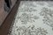 Türkischer Vintage Teppich mit floralem Muster in Beige 4
