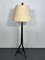 Lámpara de pie trípode Mid-Century moderna de madera, años 50, Imagen 9