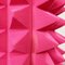 Totem cilindrico postmoderno in schiuma rosa con piramidi, Italia, anni '90, Immagine 8