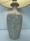 Lámpara de mesa china Mid-Century moderna de porcelana reticulada, años 60, Imagen 3
