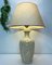 Lámpara de mesa china Mid-Century moderna de porcelana reticulada, años 60, Imagen 4