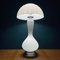 Lámpara de mesa grande en forma de hongo de cristal de Murano blanco, años 70, Imagen 3