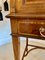 Antiker freistehender edwardianischer Schreibtisch aus Mahagoni mit Intarsien von Maple & Co. London, 1900er 6