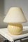 Lámpara de mesa vintage en forma de hongo de cristal de Murano amarillo, años 60, Imagen 4