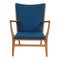 Sedia Ap-16 con stoffa blu di Hans J. Wegner, Immagine 2