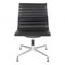 Chaise EA-105 en Cuir Noir par Charles Eames pour Vitra 2