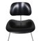 Sedia da scrivania LCM in frassino laccato nero di Charles Eames per Vitra, Immagine 2