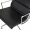 EA-222 Softpad Chair aus schwarzem Leder und Chrom von Charles Eames für Vitra 3