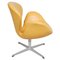 Silla Swan de cuero amarillo de Arne Jacobsen para Fritz Hansen, años 2000, Imagen 2