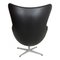 Egg Chair in Black Aniline Leather by Arne Jacobsen for Fritz Hansen, Image 3