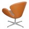 Swan Chair aus cognacfarbenem Leder von Arne Jacobsen für Fritz Hansen 4