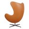 Egg chair in pelle color cognac di Arne Jacobsen per Fritz Hansen, Immagine 4