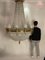 Lámpara de araña clasicista grande de cristal y latón, Imagen 3