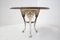Viktorianischer englischer Tisch aus weißem Gusseisen mit Holzgestell 1