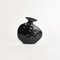 Vase Plat Noir Brillant par Theresa Marx 2