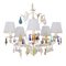Lampadario a 5 luci con paralumi bianchi, struttura color avorio e pendenti colorati in vetro di Murano, Immagine 2
