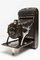Klappbare Kamera aus Silber mit Meniskusobjektiv & Ledertasche von Coronet, 1940er, 2er Set 17