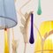 Lampadario a 5 luci con paralumi multicolori, struttura color avorio e pendenti in vetro di Murano, Immagine 11