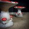 Concrete Mushroom Stuhl in Rot mit Weißen Punkten 5