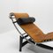 Chaise longue LC4 de cuero anilino coñac de Le Corbusier para Cassina, años 80, Imagen 5